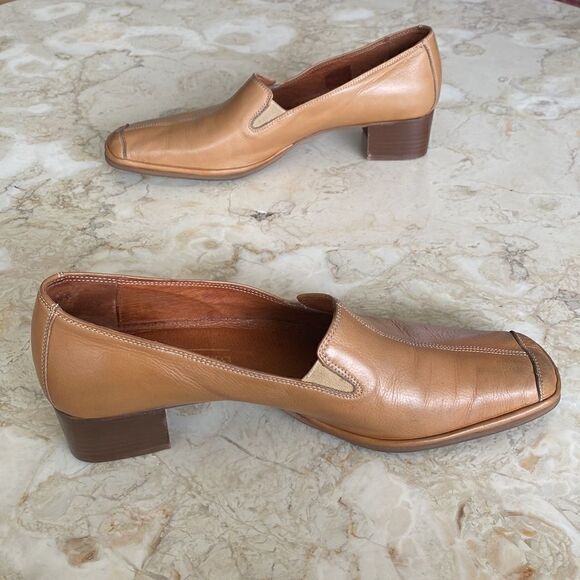 Vintage Roberto Capucci for Ingledews Leather Slip On Shoes - Picture 4 of 11